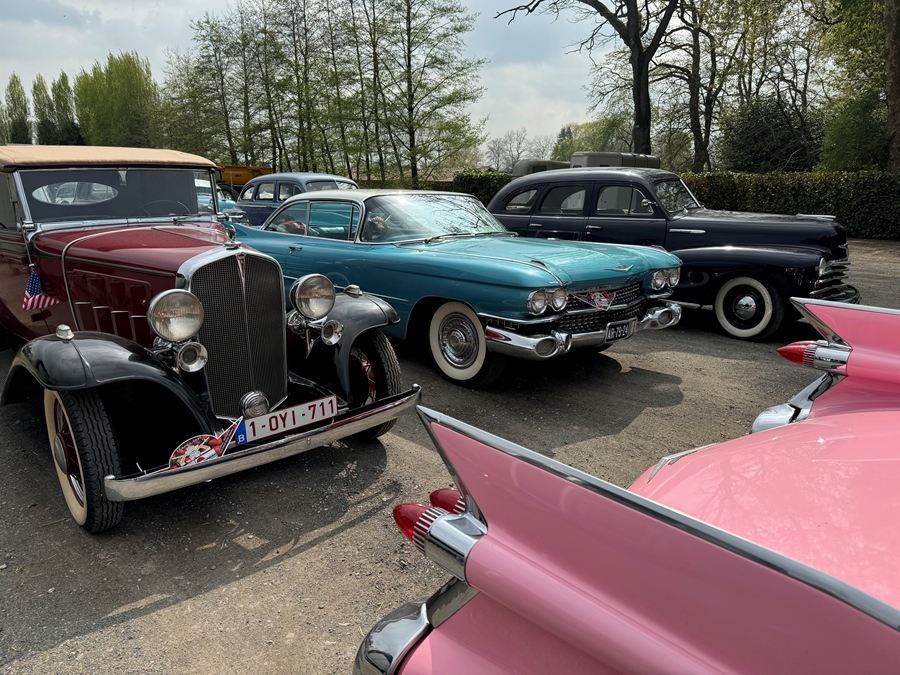 Mid-Century Car Club rondrit van Vlaanderen