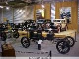 Ford museum Den Hartogh te Hillegom (Ned)