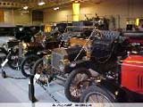 Ford museum Den Hartogh te Hillegom (Ned)