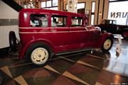 Automobile Museum Features Auburns, Cords, Duesenbergs and more (USA)