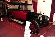 Automobile Museum Features Auburns, Cords, Duesenbergs and more (USA)