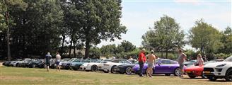 Puur Porsche treffen in Best