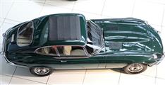 Jaguar E-type, a Legend turns 60 (Autoworld)