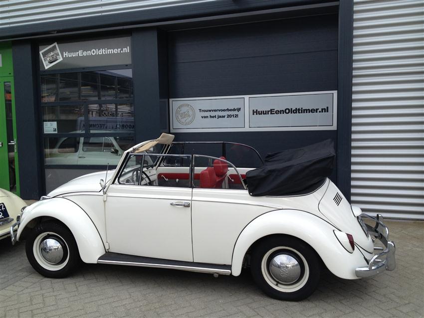 Waardig regel schoolbord Oldtimer te huur: Volkswagen Kever cabriolet (wit 1965) cabrio