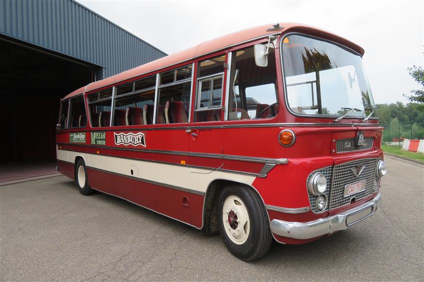 Oldtimer te huur: Bedford SB3