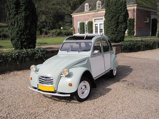 Oldtimer te huur: citroën 2cv6 (cabrio)
