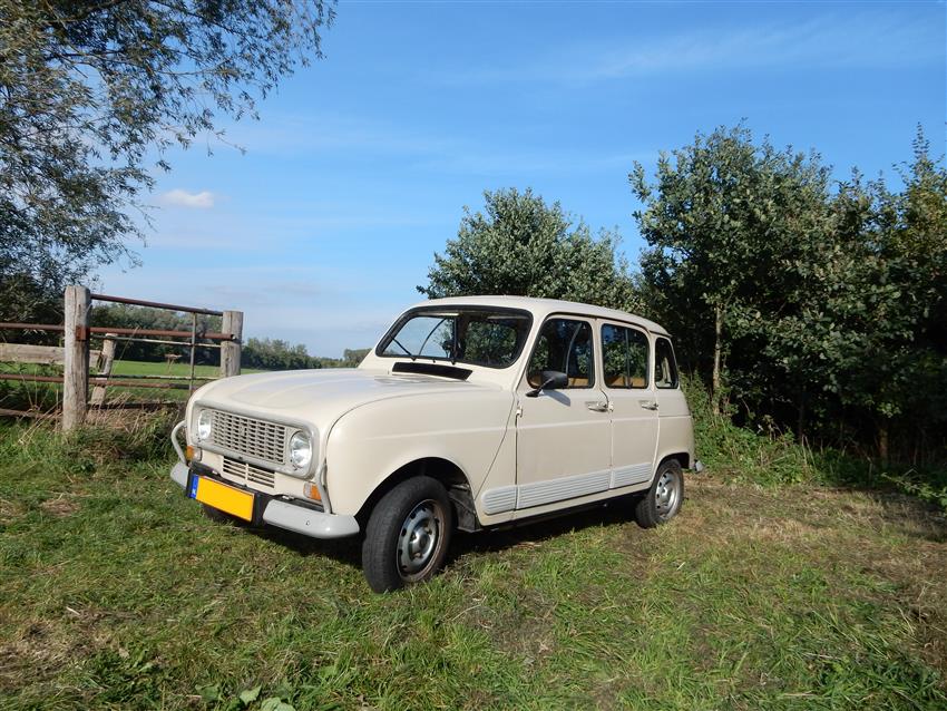 te huur: Renault R4