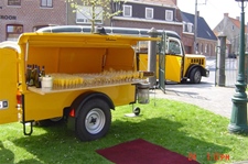 Berna/Saurer Gele postbus/alpenbus