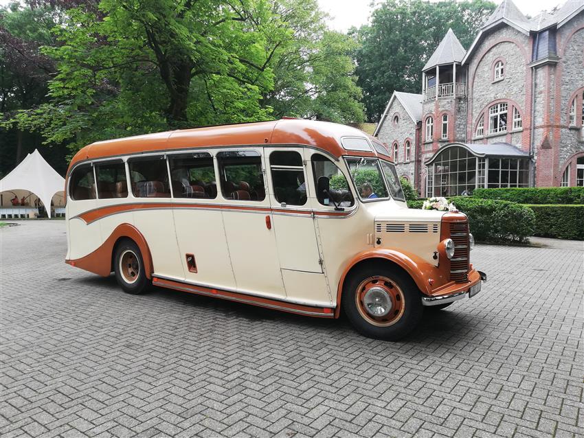 Oldtimer te huur: Bedford ob