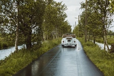 Volkswagen Kever lichtblauw (cabrio)