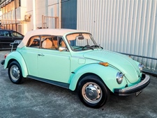 Volkswagen Kever mintgroen (cabrio)