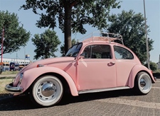 Volkswagen Kever roze