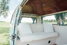 Volkswagen T2 bus mintgroen