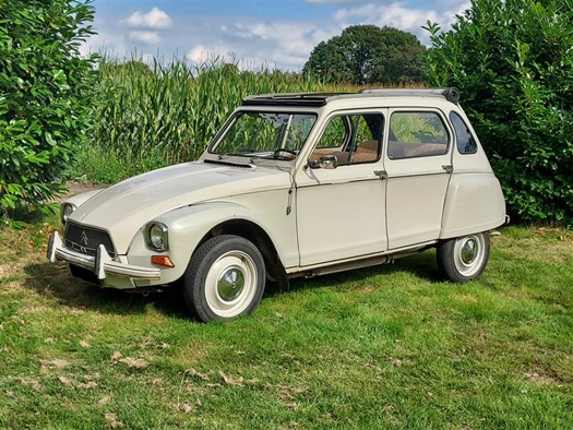 Oldtimer te huur: Citroën Dyane Luxe (cabrio)